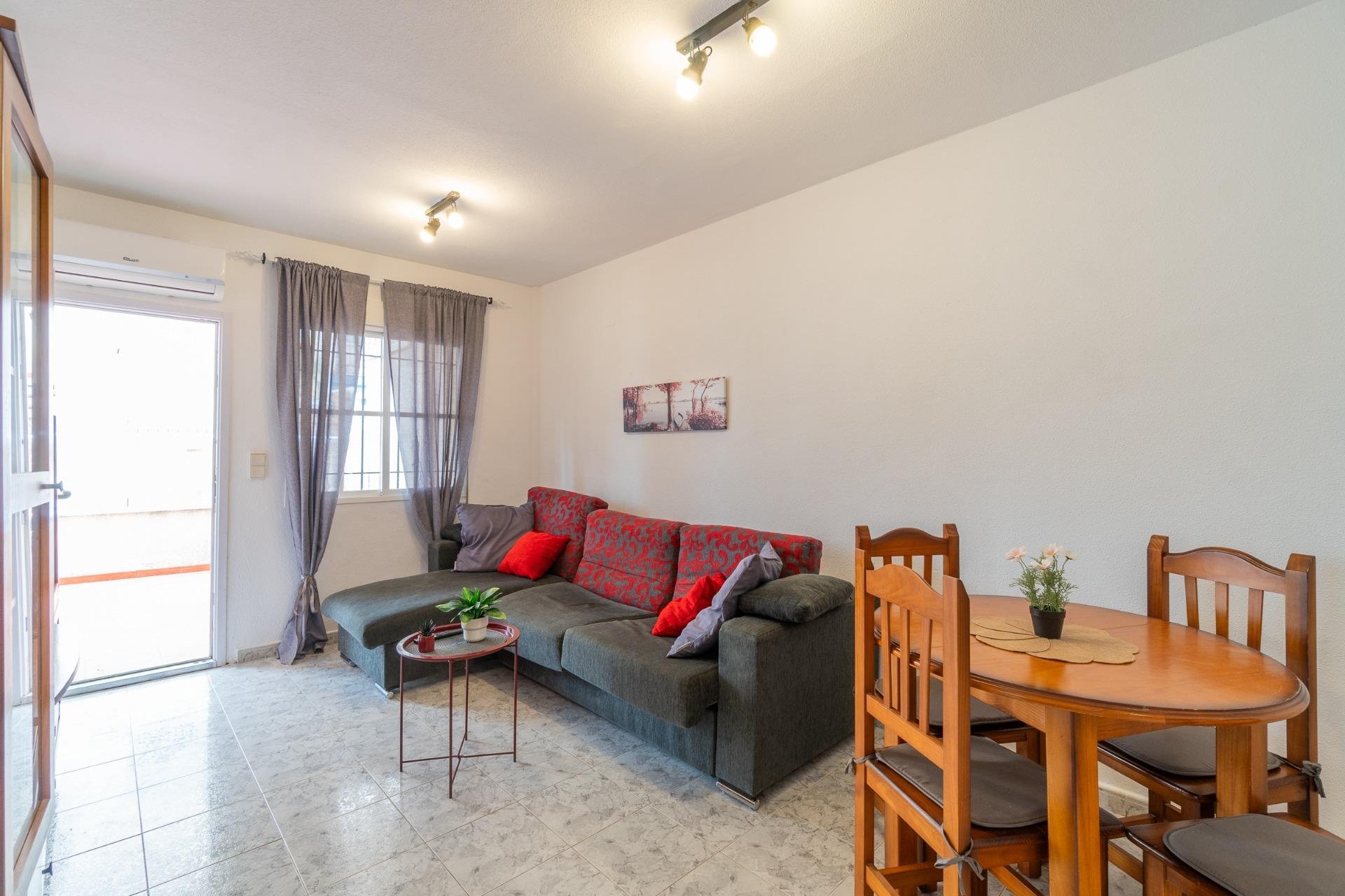 Alquiler a largo plazo - Apartment -
Orihuela Costa - Playa Flamenca