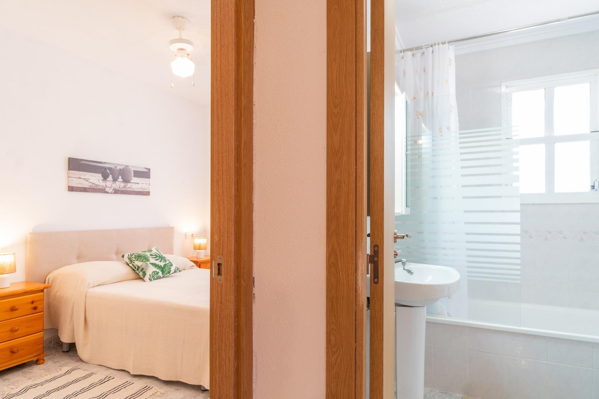 Alquiler a largo plazo - Apartment -
Orihuela Costa - Playa Flamenca