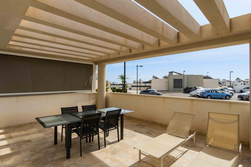 Alquiler a largo plazo - Apartment -
Orihuela Costa - Villamartin