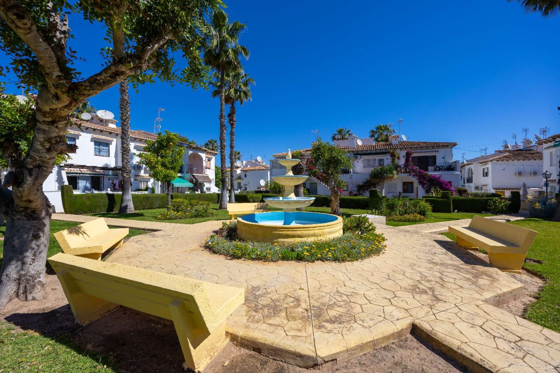 Alquiler a largo plazo - Apartment -
Torrevieja