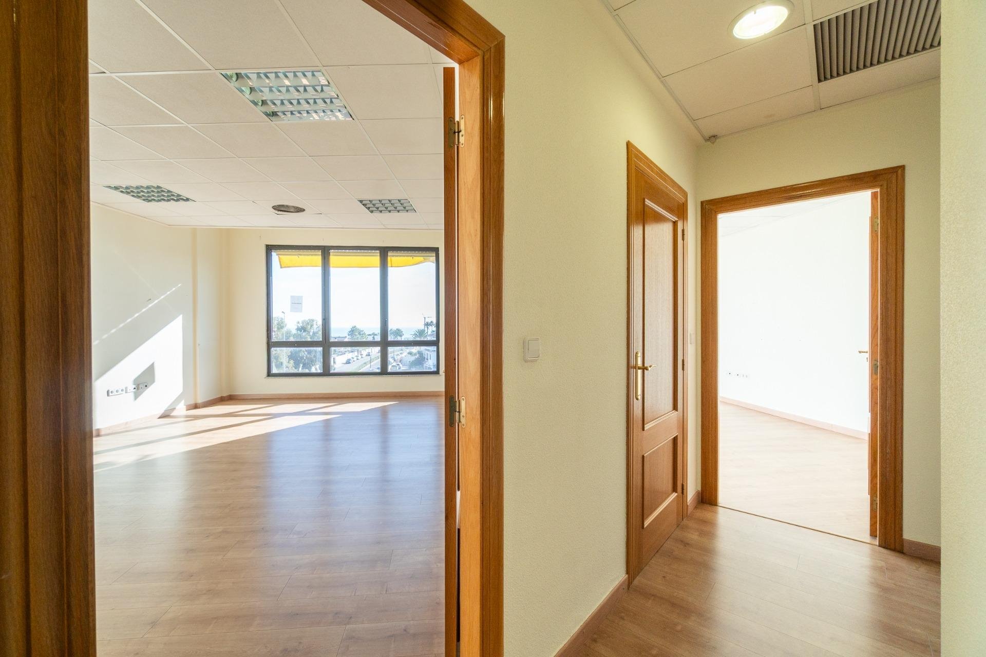 Alquiler a largo plazo - Commercial Unit -
Orihuela Costa - Playa Flamenca