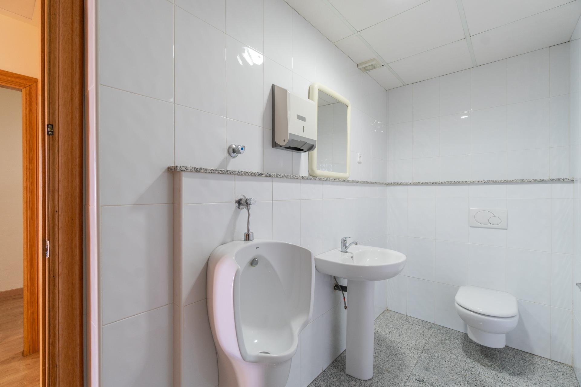 Alquiler a largo plazo - Commercial Unit -
Orihuela Costa - Playa Flamenca