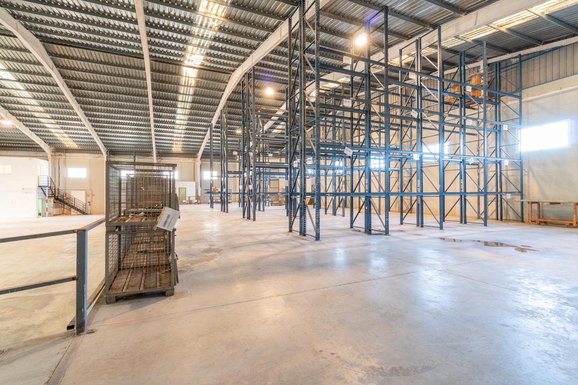 Alquiler a largo plazo - Commercial Unit -
Pilar de la Horadada - Polígono industrial Cañada de Práez