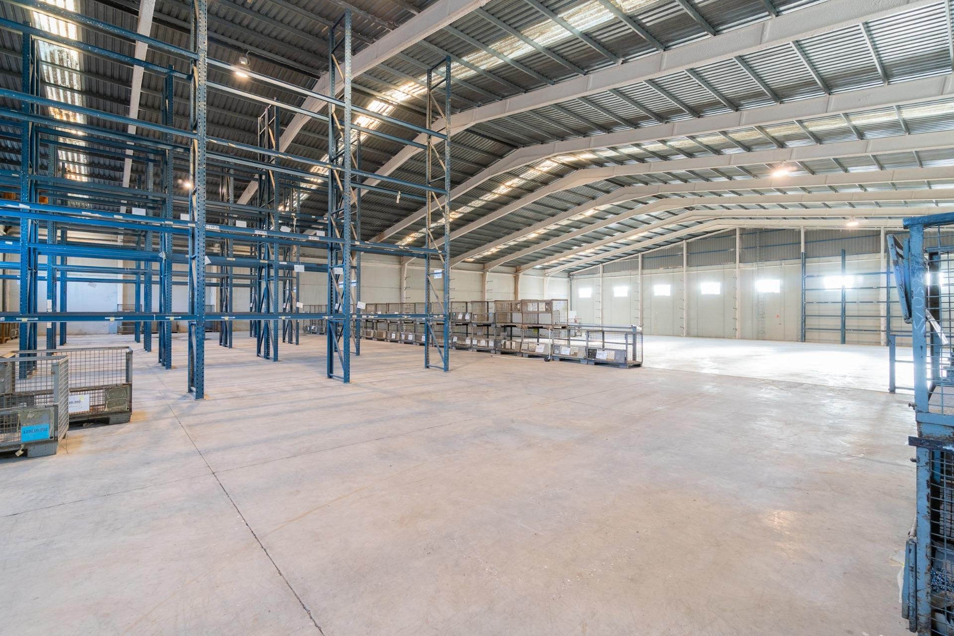 Alquiler a largo plazo - Commercial Unit -
Pilar de la Horadada - Polígono industrial Cañada de Práez