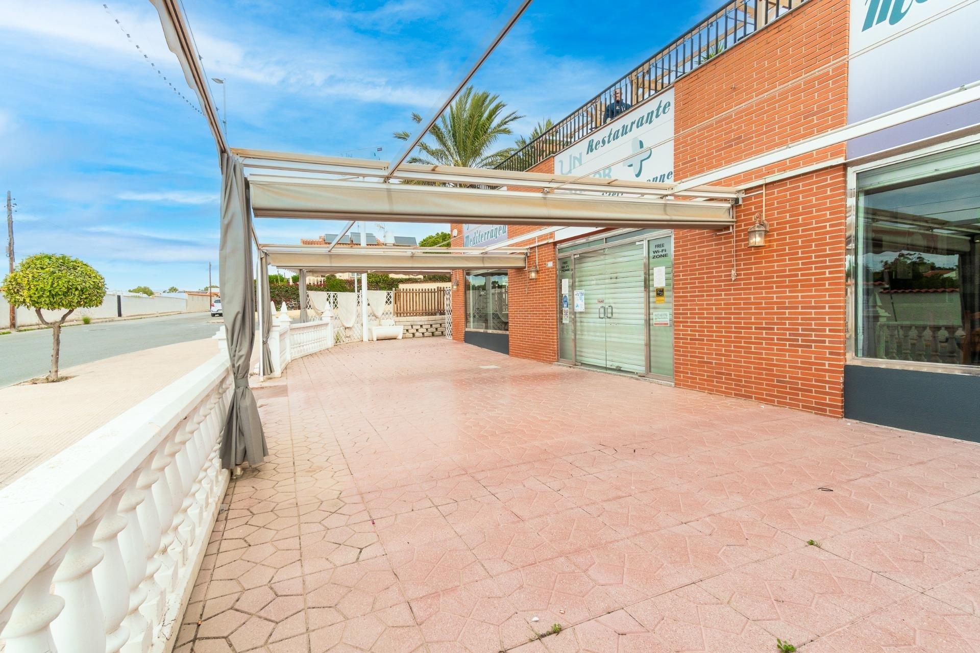 Alquiler a largo plazo - Commercial Unit -
San Fulgencio - La Marina