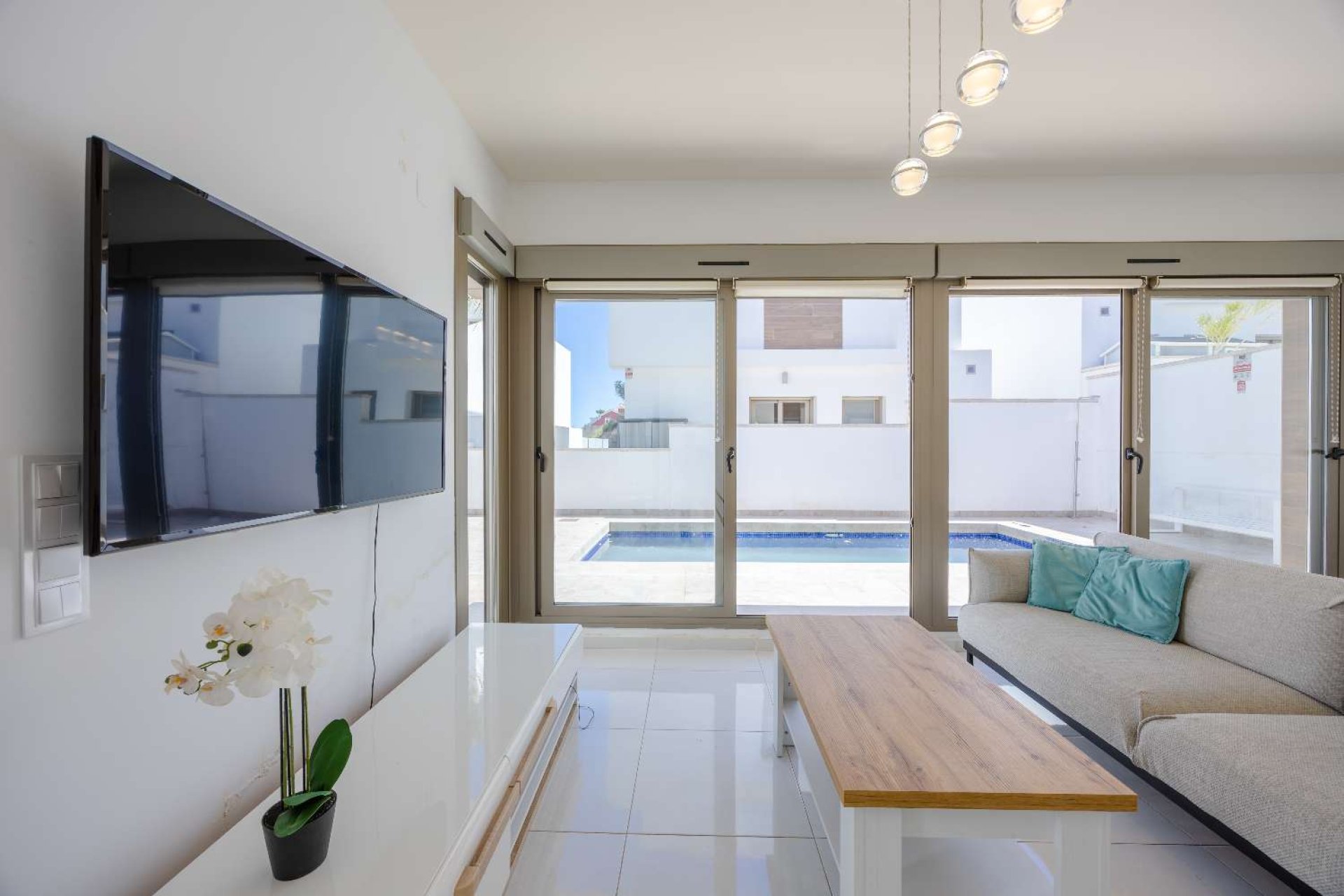 Alquiler a largo plazo - Detached villa -
Orihuela - Orihuela Costa