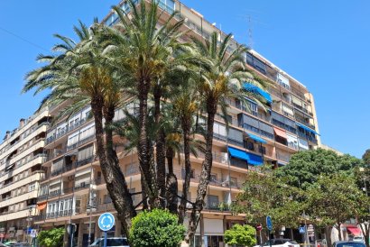 Apartament / Duplex - Återförsäljning - Orihuela - Zona Centro