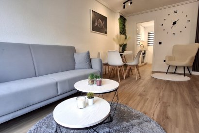 Apartament / Duplex - Återförsäljning - Torrevieja - Torrevieja