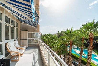 Apartment - Återförsäljning - Orihuela Costa - Campoamor