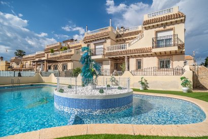 Apartment - Återförsäljning - Orihuela Costa - Orihuela Costa