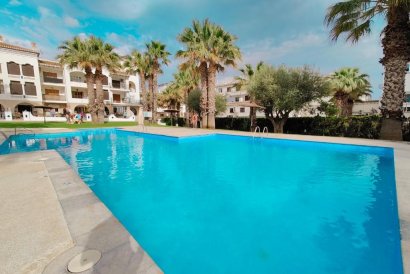 Apartment - Återförsäljning - Orihuela Costa - Villamartin
