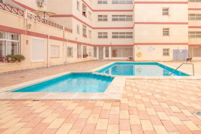 Apartment - Återförsäljning - Torrevieja - Centro