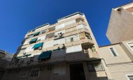 Apartment - Återförsäljning -
            Torrevieja - GI-20875