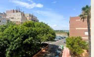Apartment - Återförsäljning -
            Torrevieja - GI-44055