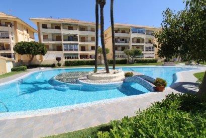 Apartment - Återförsäljning - Torrevieja - La Mata