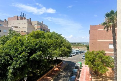 Apartment - Återförsäljning - Torrevieja - La Mata