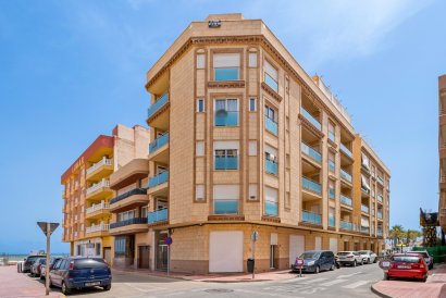 Apartment - Återförsäljning - Torrevieja - La Mata