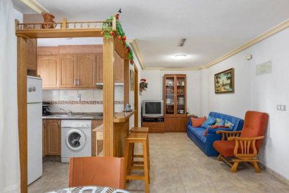 Apartment - Återförsäljning - Torrevieja - La Mata