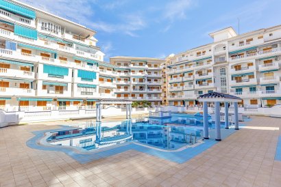 Apartment - Återförsäljning - Torrevieja - La Mata