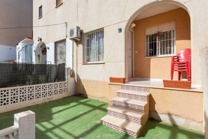 Apartment - Återförsäljning - Torrevieja - Lago jardin