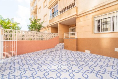 Apartment - Återförsäljning - Torrevieja - Nueva Torrevieja