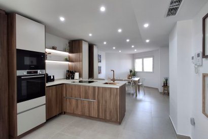 Apartment - Återförsäljning - Torrevieja - Playa Acequion