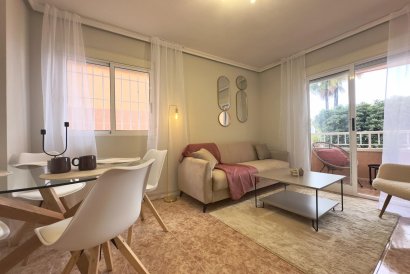 Apartment - Återförsäljning - Torrevieja - Playa de los locos