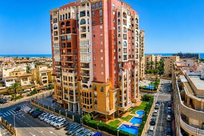 Apartment - Återförsäljning - Torrevieja - Playa de los Locos