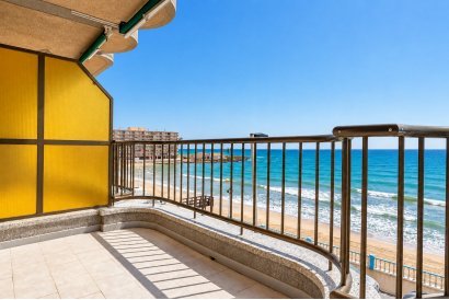 Apartment - Återförsäljning - Torrevieja - Playa de los Locos