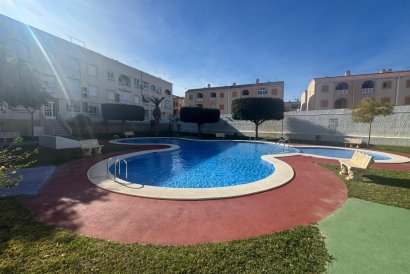 Apartment - Återförsäljning - Torrevieja - Playa del Acequión