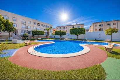 Apartment - Återförsäljning - Torrevieja - Playa del Acequión
