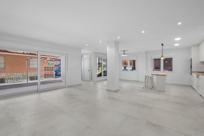 Apartment - Återförsäljning - Torrevieja - Playa del Acequión
