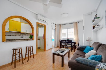 Apartment - Återförsäljning - Torrevieja - Playa del Acequión