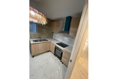 Apartment - Återförsäljning - Torrevieja - Torrevieja