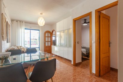 Apartment - Återförsäljning - Torrevieja - Torrevieja