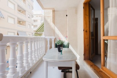 Apartment - Resale - Torrevieja - Playa de La Acequion