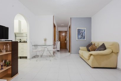 Apartment - Resale - Torrevieja - Playa del Acequión