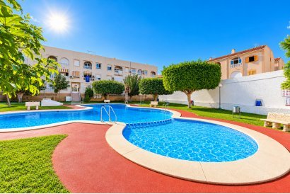 Apartment - Resale - Torrevieja - Playa del Acequión