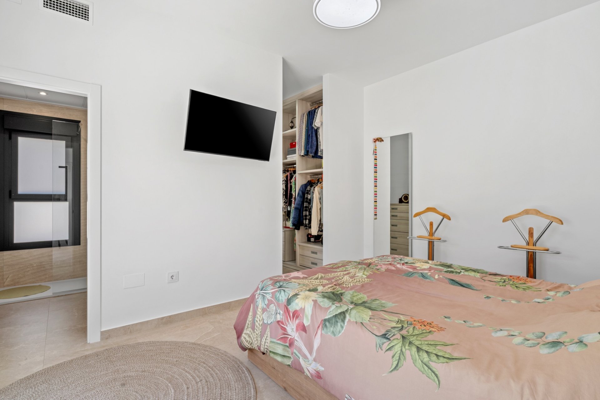 Återförsäljning - 6. Detached villa -
Daya Nueva - Costa Blanca South