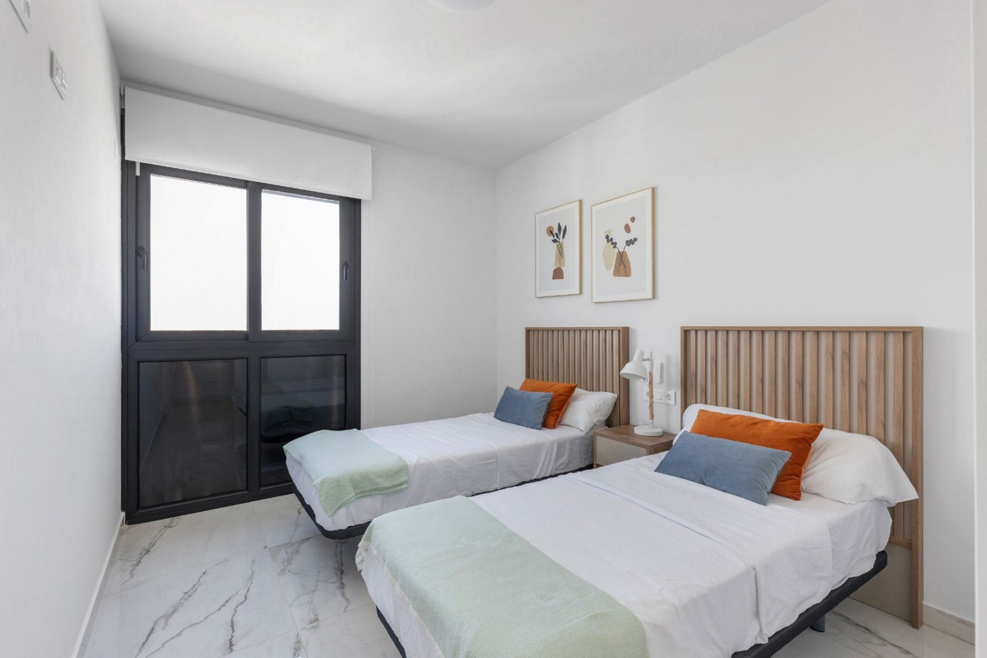 Återförsäljning - Apartament / Duplex -
Orihuela Costa - Playa Flamenca