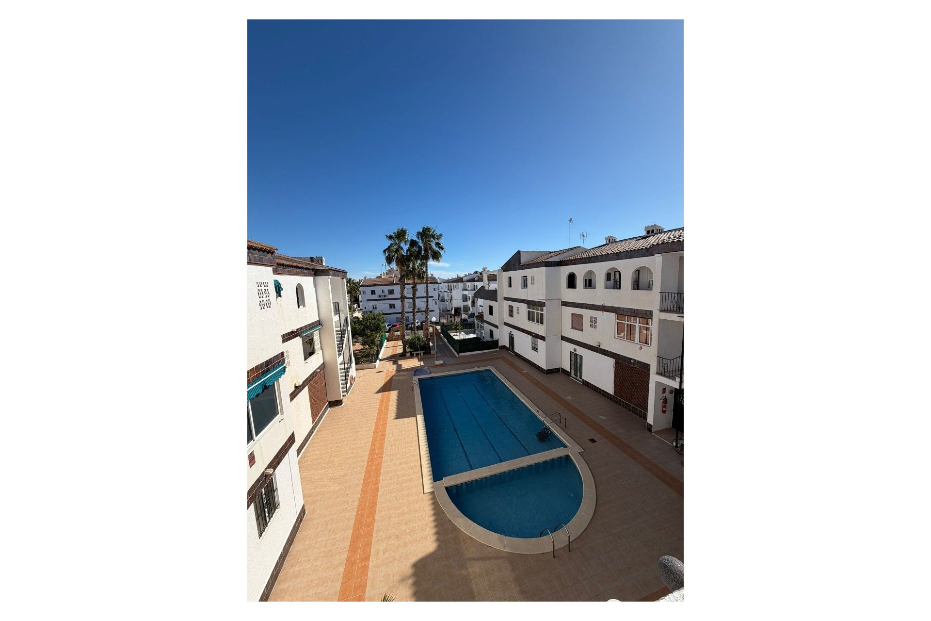 Återförsäljning - Apartament / Duplex -
Orihuela Costa - Punta Prima
