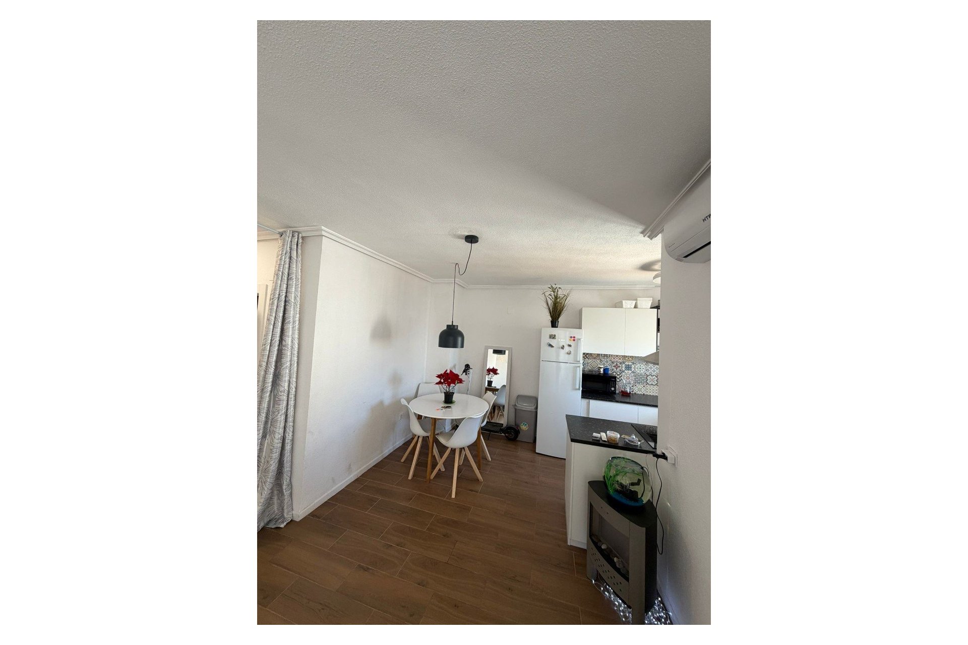 Återförsäljning - Apartament / Duplex -
Orihuela Costa - Punta Prima