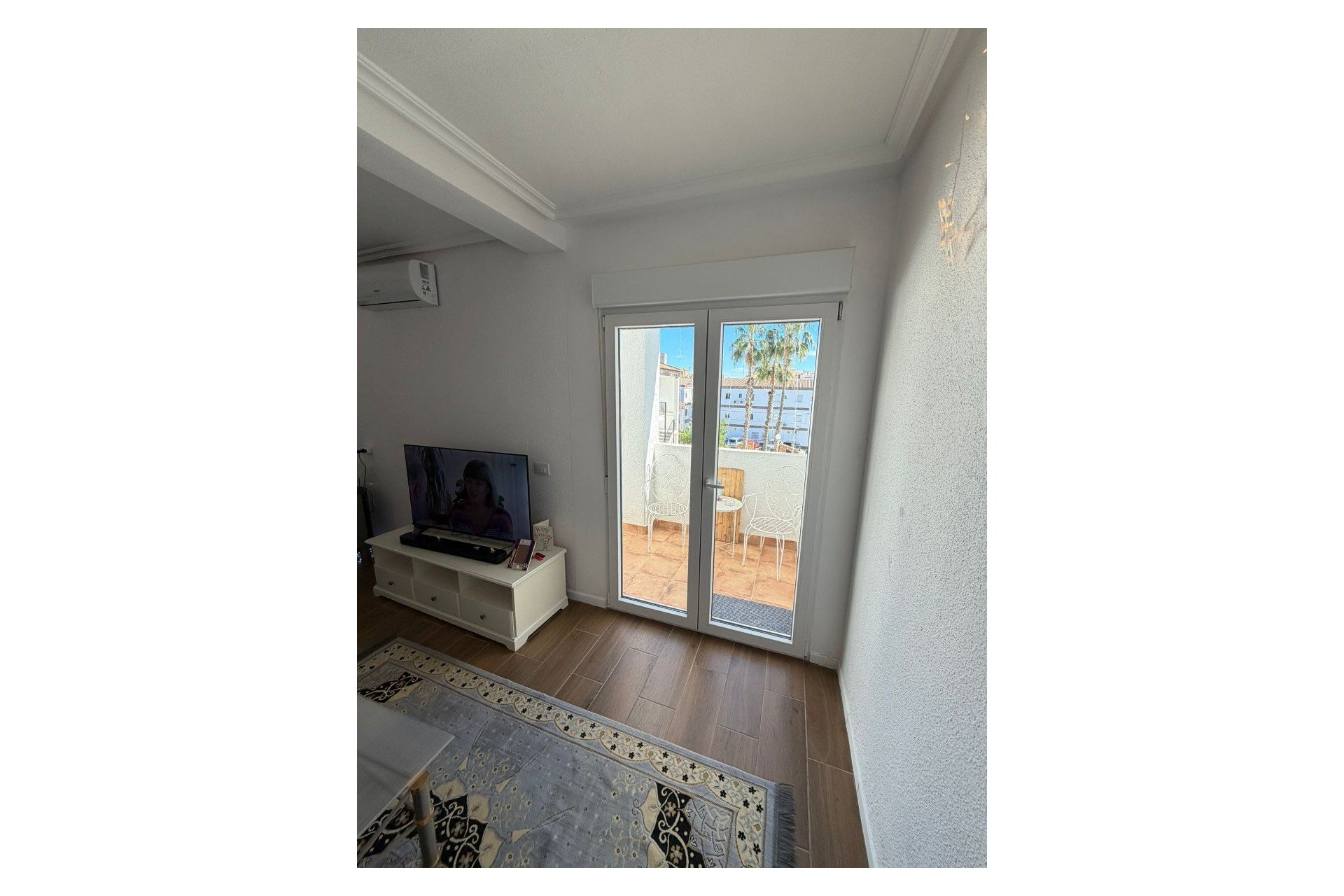 Återförsäljning - Apartament / Duplex -
Orihuela Costa - Punta Prima