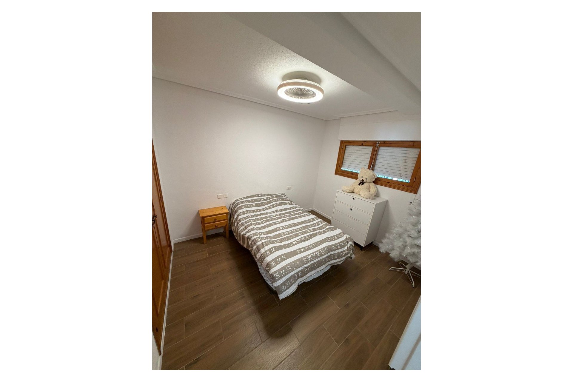 Återförsäljning - Apartament / Duplex -
Orihuela Costa - Punta Prima