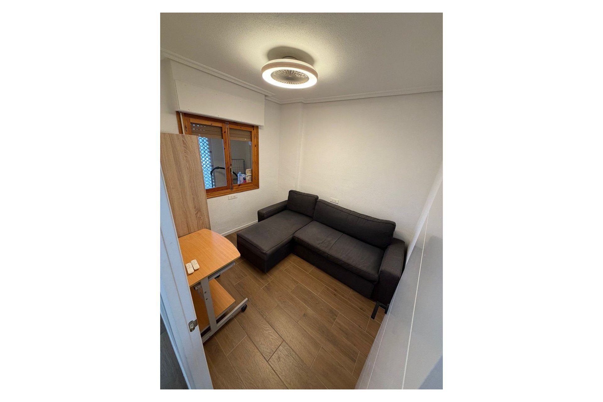 Återförsäljning - Apartament / Duplex -
Orihuela Costa - Punta Prima