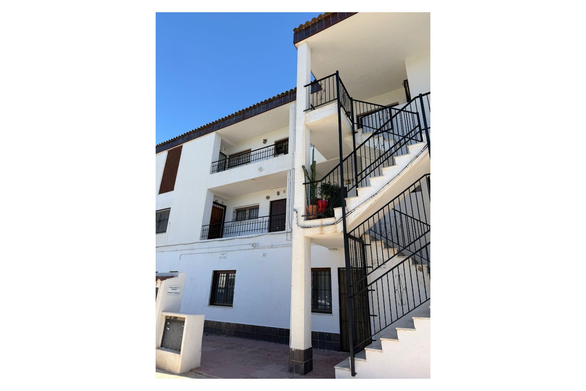 Återförsäljning - Apartament / Duplex -
Orihuela Costa - Punta Prima