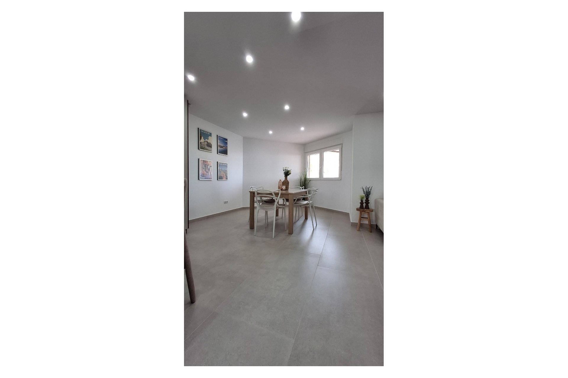 Återförsäljning - Apartament / Duplex -
Torrevieja - Playa Acequion