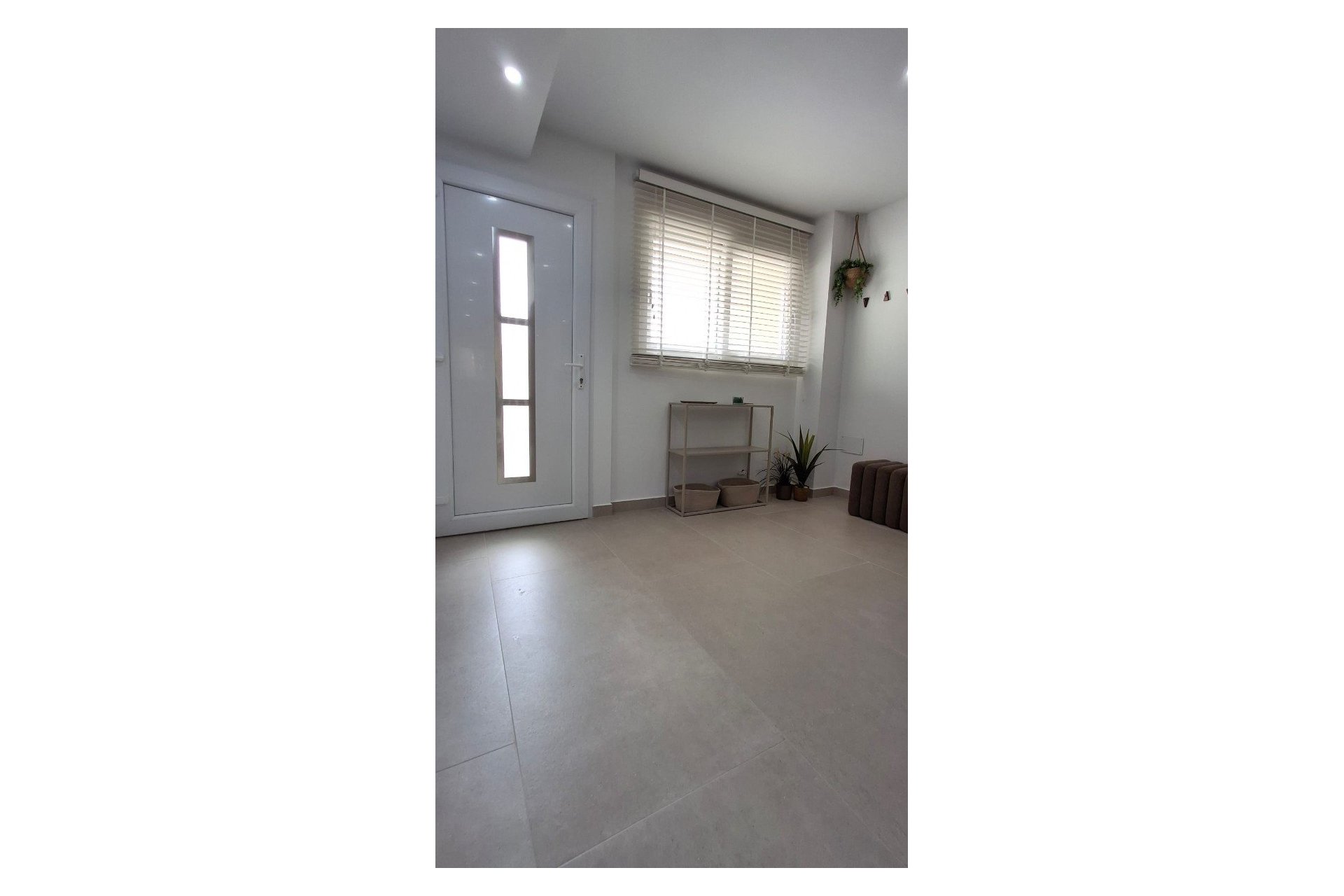 Återförsäljning - Apartament / Duplex -
Torrevieja - Playa Acequion