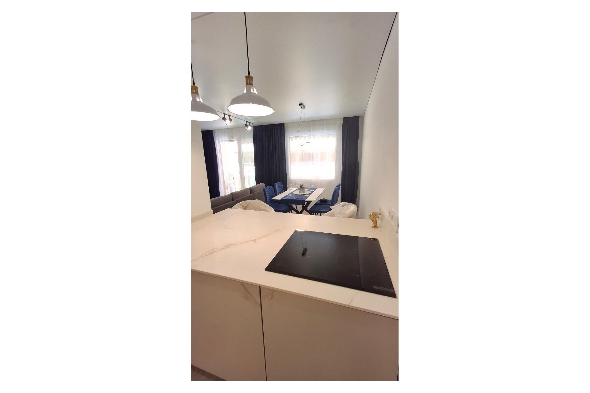 Återförsäljning - Apartament / Duplex -
Torrevieja - Playa Acequion