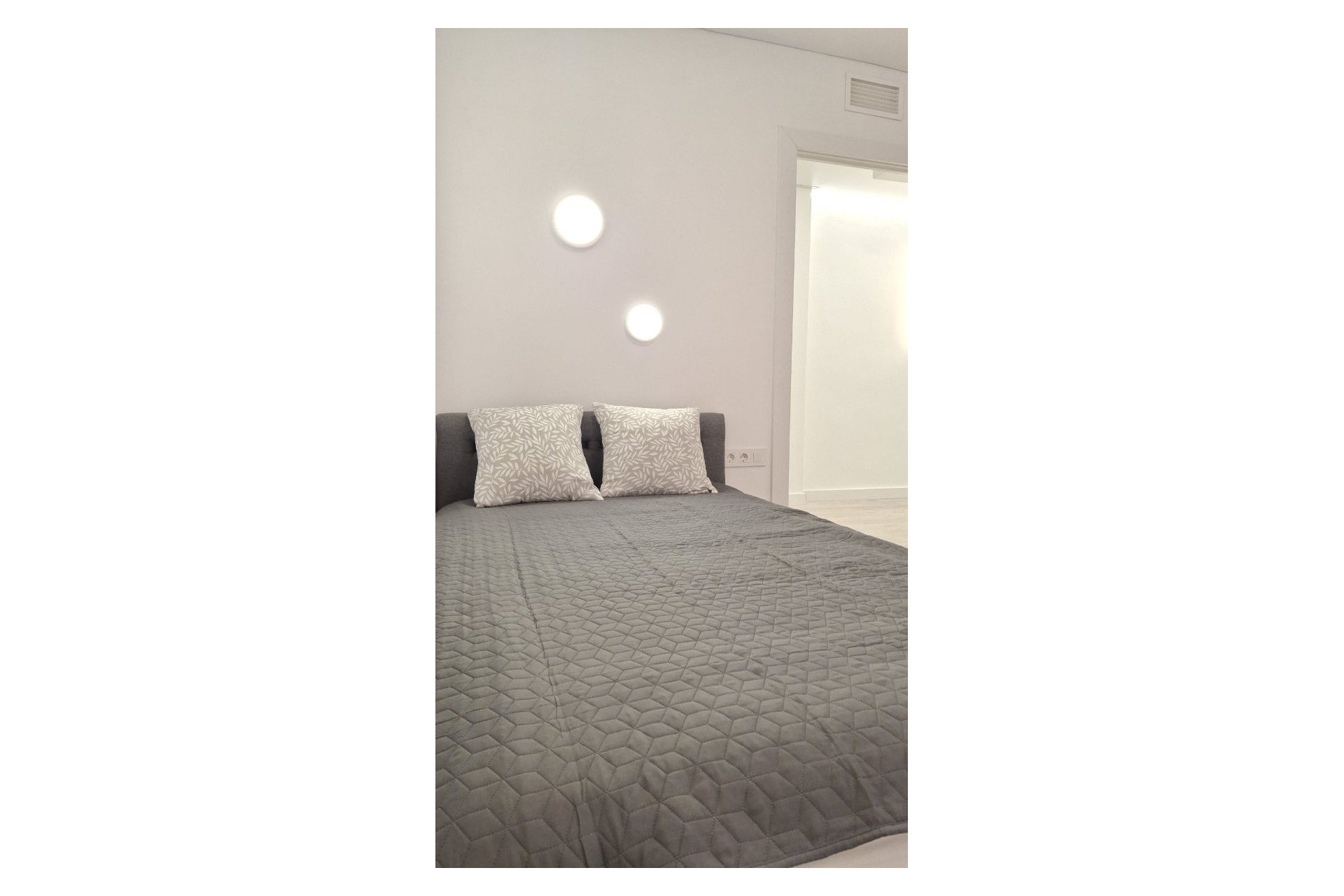 Återförsäljning - Apartament / Duplex -
Torrevieja - Playa Acequion